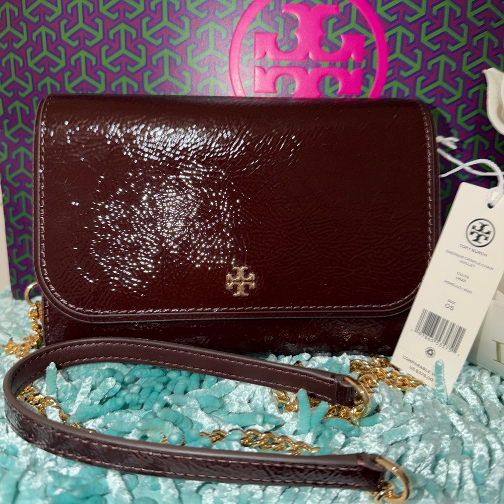 Authentic Tory Burch Emerson Crinkle Chain Patent Leather Crossbody - Picture 2 of 7